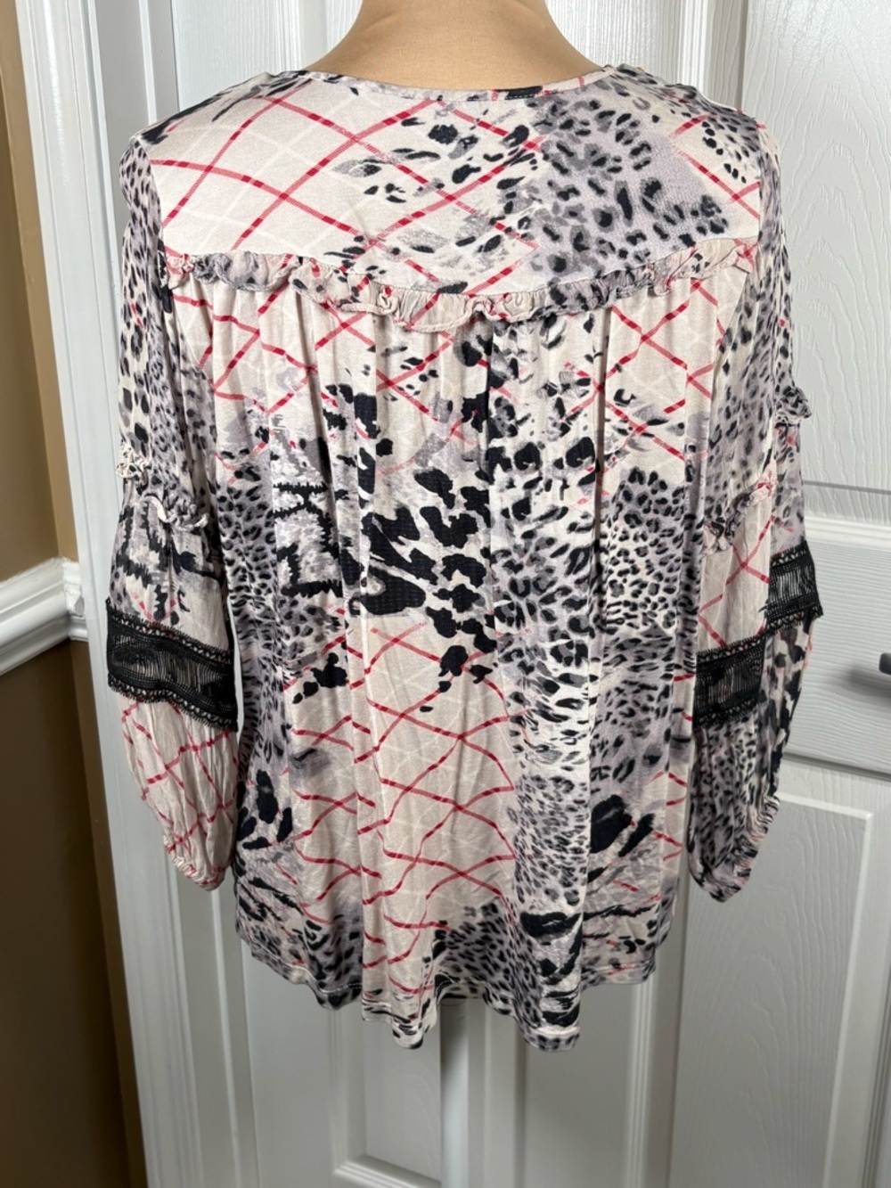 Anthropologie White Mixed-Print Embroidered Peasant Blouse - Picture 5 of 13